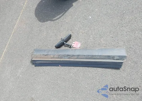 2017 Toyota Rav4 Le from USA, damaged, VIN JTMZFREV4HD098615